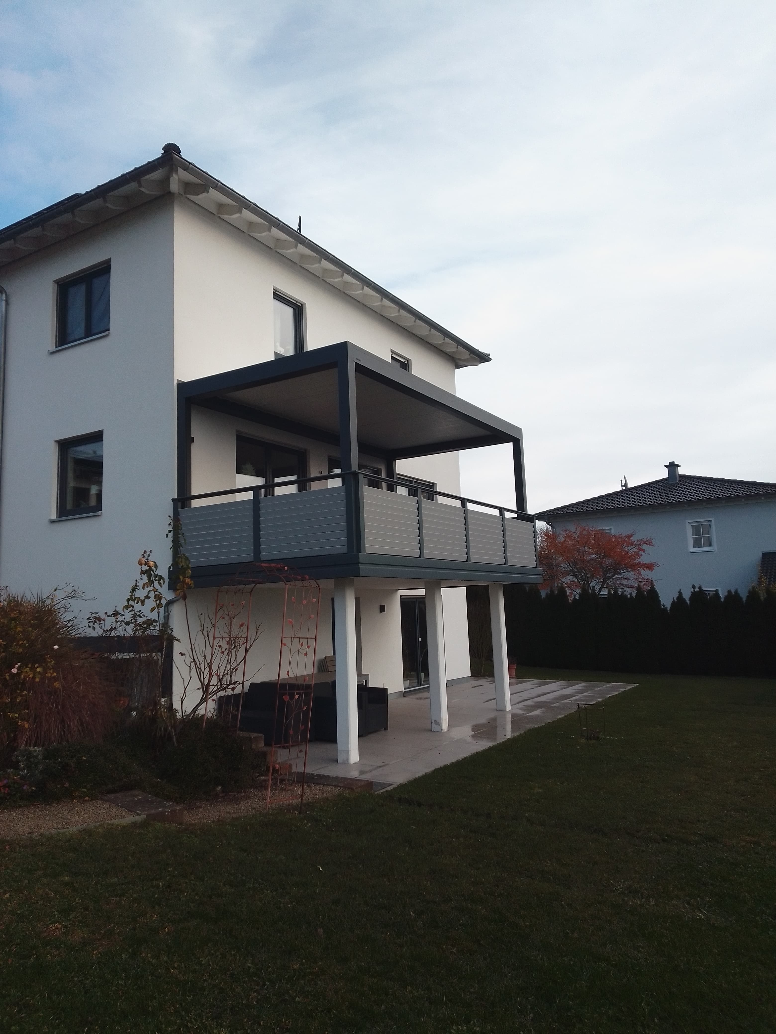 Kundenprojekt Lamellendach B 200 XL In Coburg