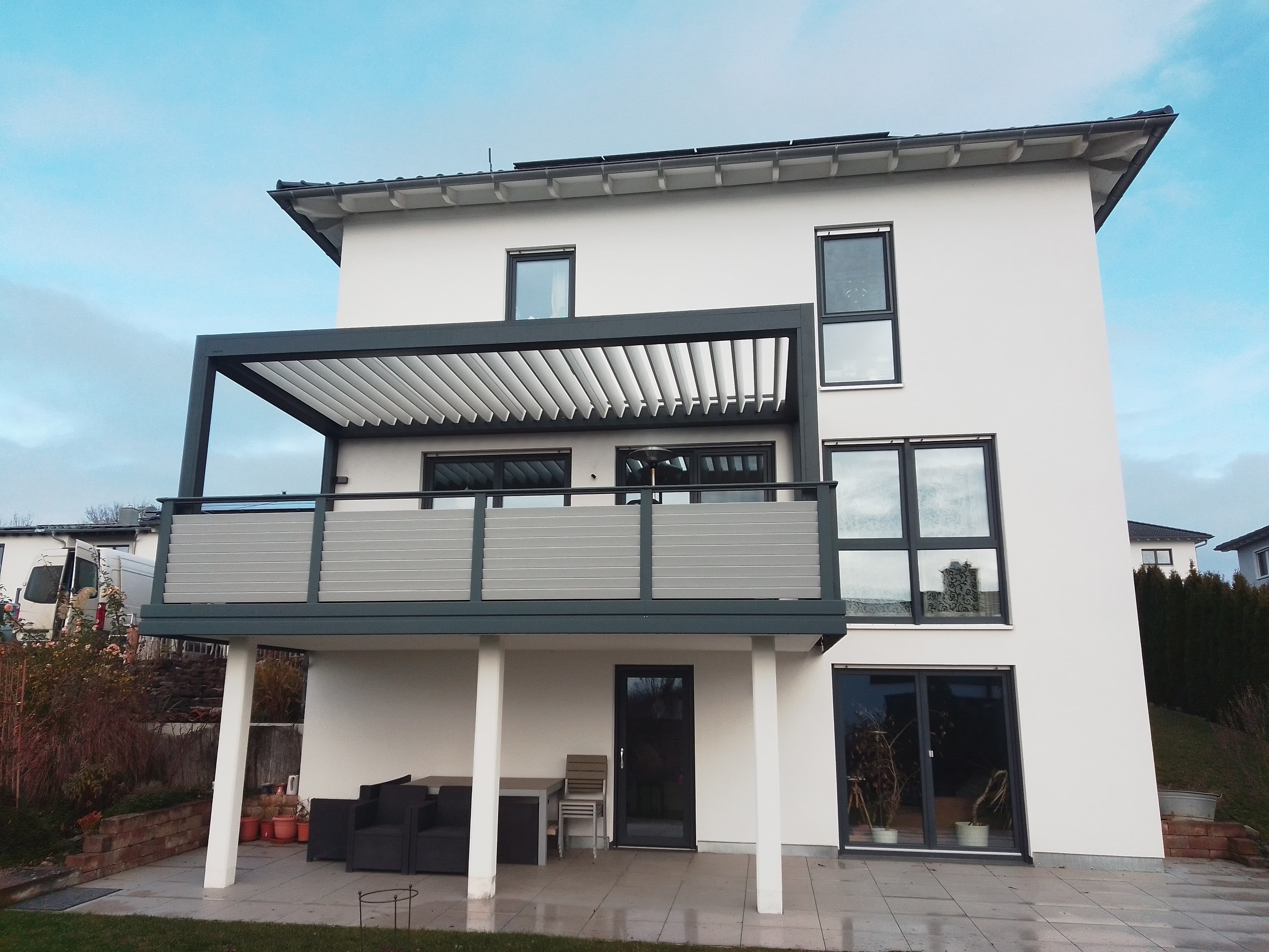 Kundenprojekt Lamellendach B 200 XL In Coburg