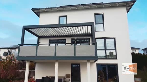 Terrassenüberdachung mit Schiebedach in Gotha